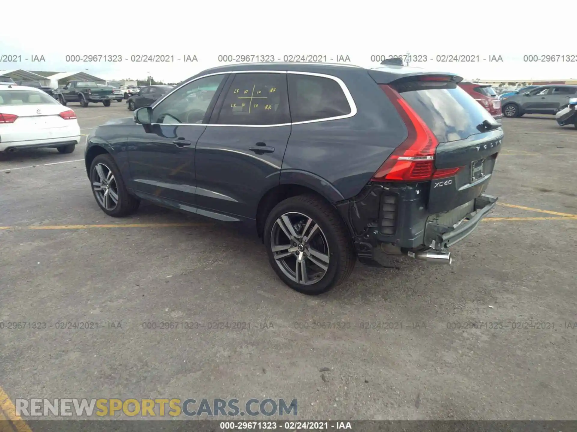 3 Photograph of a damaged car YV4102DK2M1783394 VOLVO XC60 2021