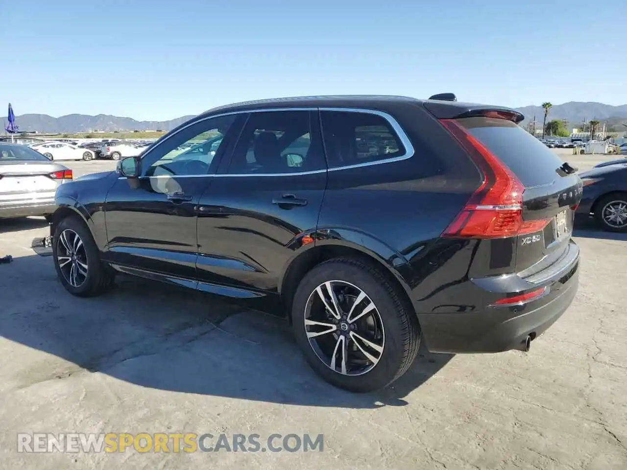 2 Photograph of a damaged car YV4102DK2M1794640 VOLVO XC60 2021