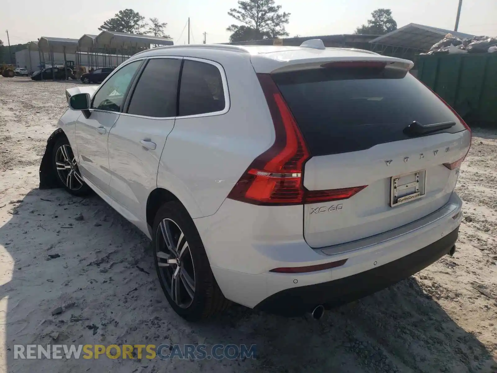 3 Photograph of a damaged car YV4102DK3M1798955 VOLVO XC60 2021