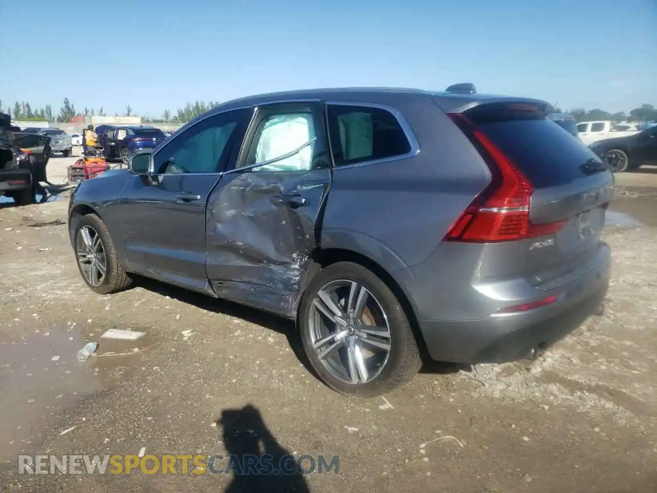 2 Photograph of a damaged car YV4102DK9M1820389 VOLVO XC60 2021