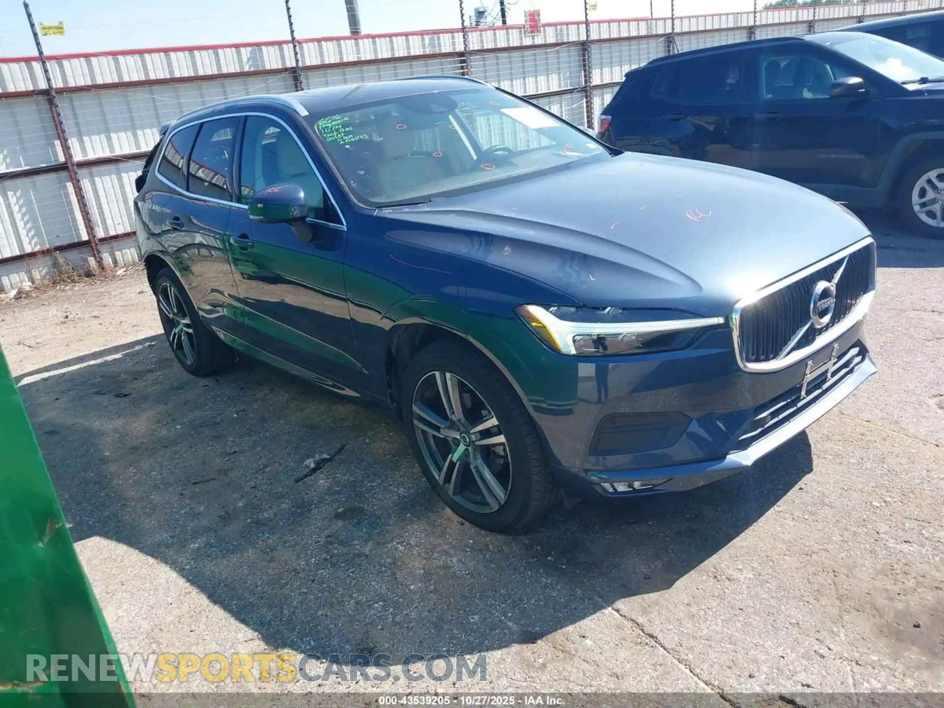 1 Photograph of a damaged car YV4102DKXM1810521 VOLVO XC60 2021