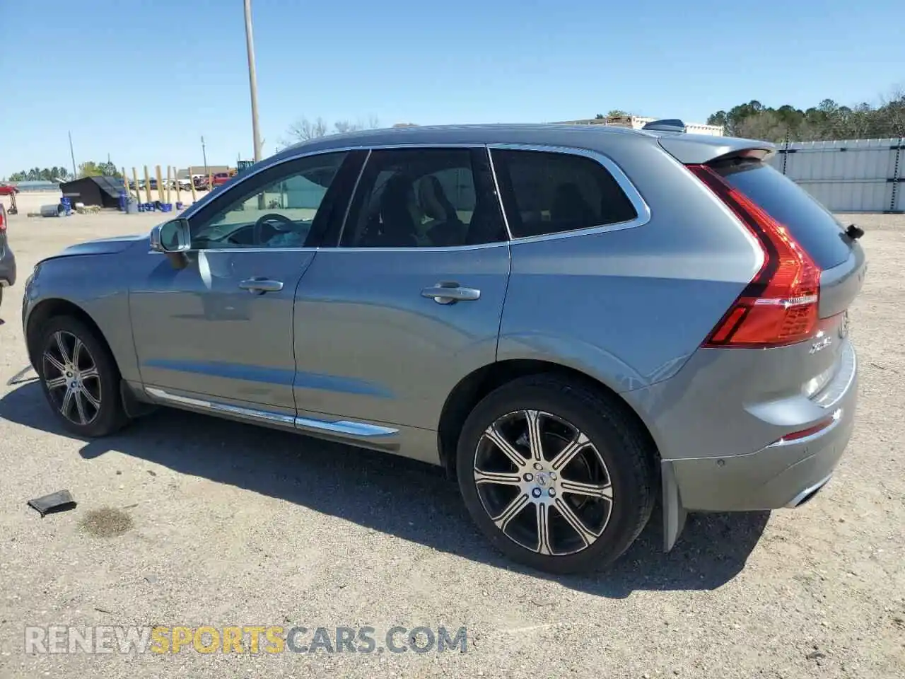 2 Photograph of a damaged car YV4102DL0M1784035 VOLVO XC60 2021