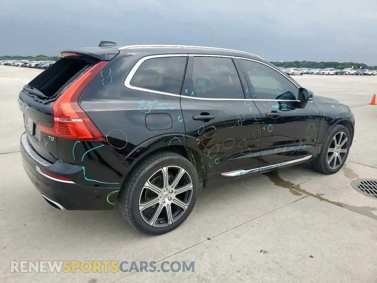 3 Photograph of a damaged car YV4102DL0M1865374 VOLVO XC60 2021