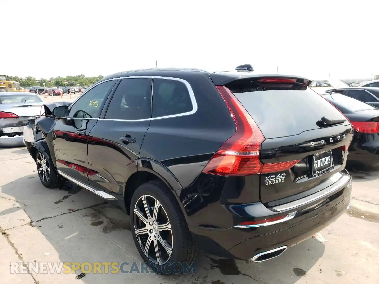 3 Photograph of a damaged car YV4102DL1M1798445 VOLVO XC60 2021