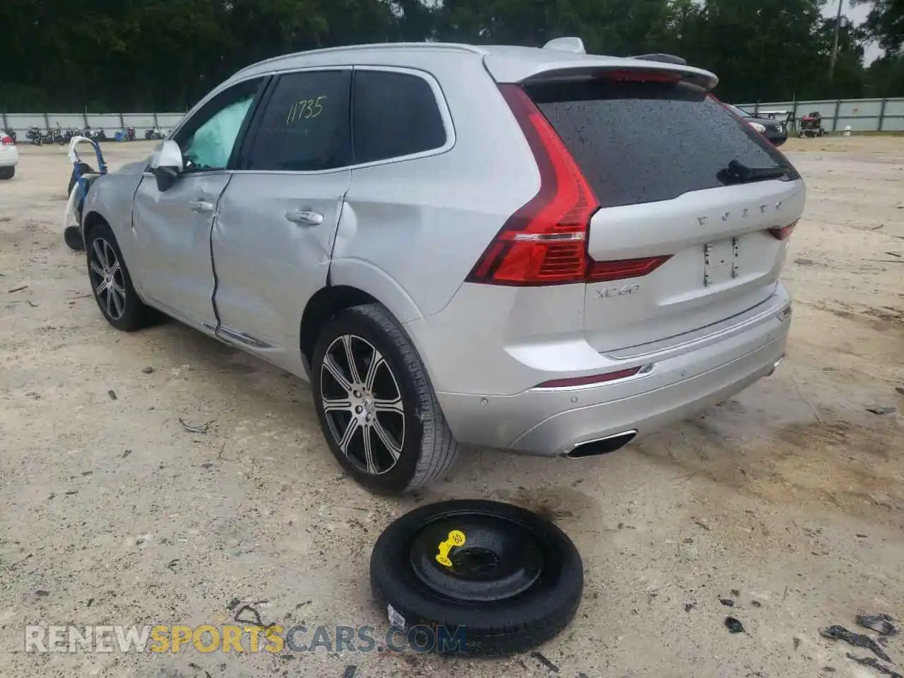 3 Photograph of a damaged car YV4102DL2M1728128 VOLVO XC60 2021