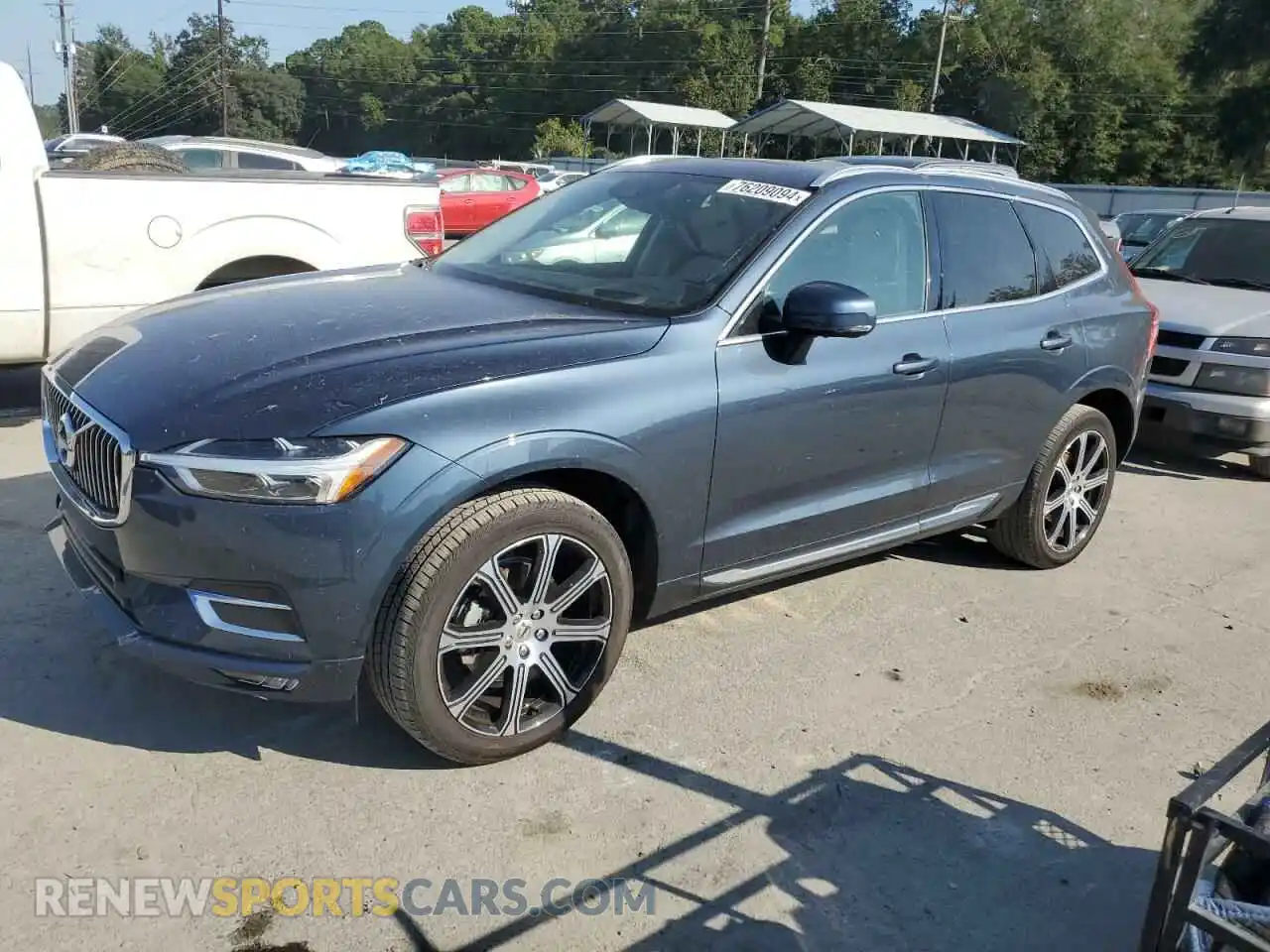 1 Photograph of a damaged car YV4102DL6M1748611 VOLVO XC60 2021