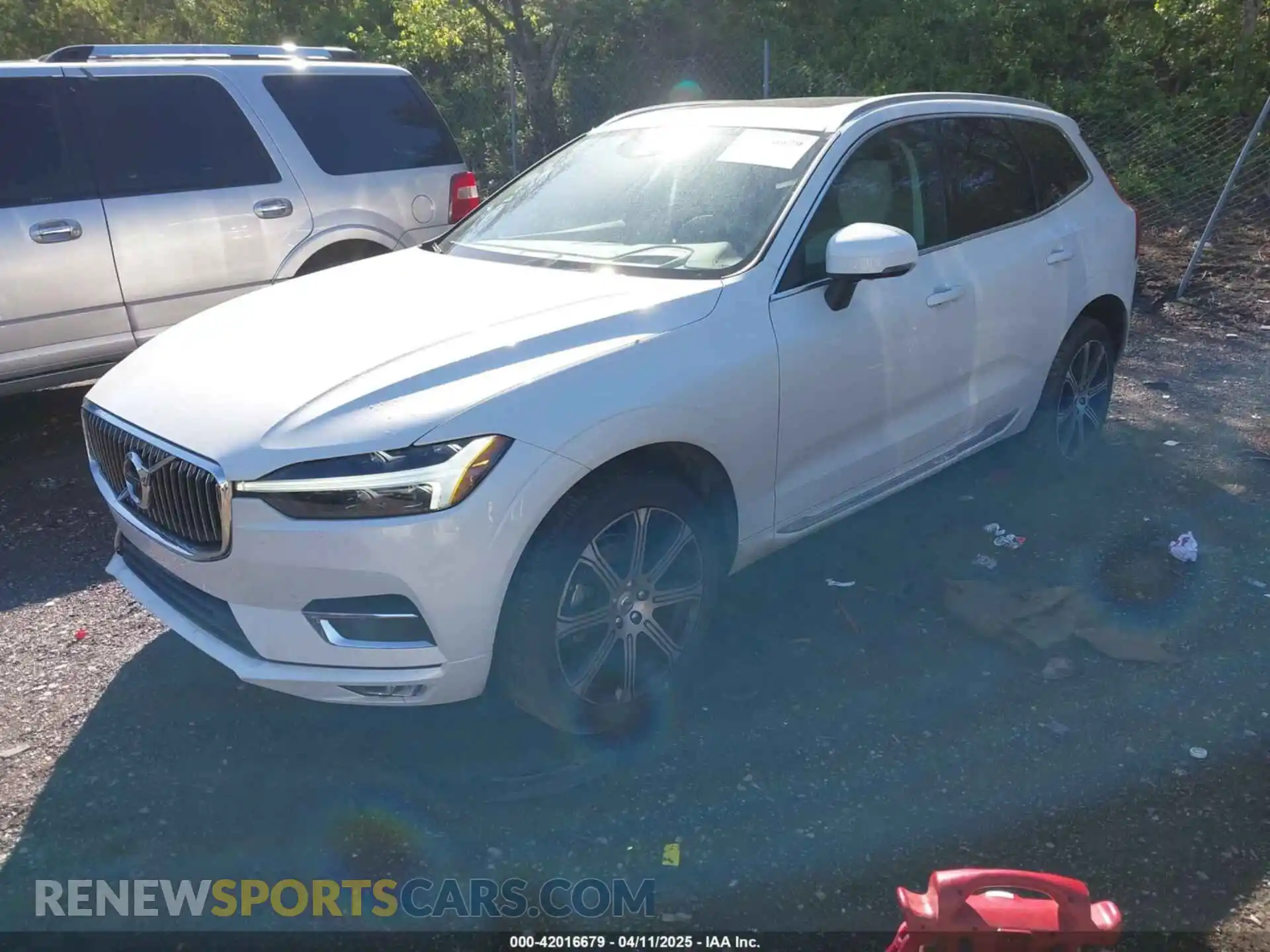 2 Photograph of a damaged car YV4102DL7M1814289 VOLVO XC60 2021