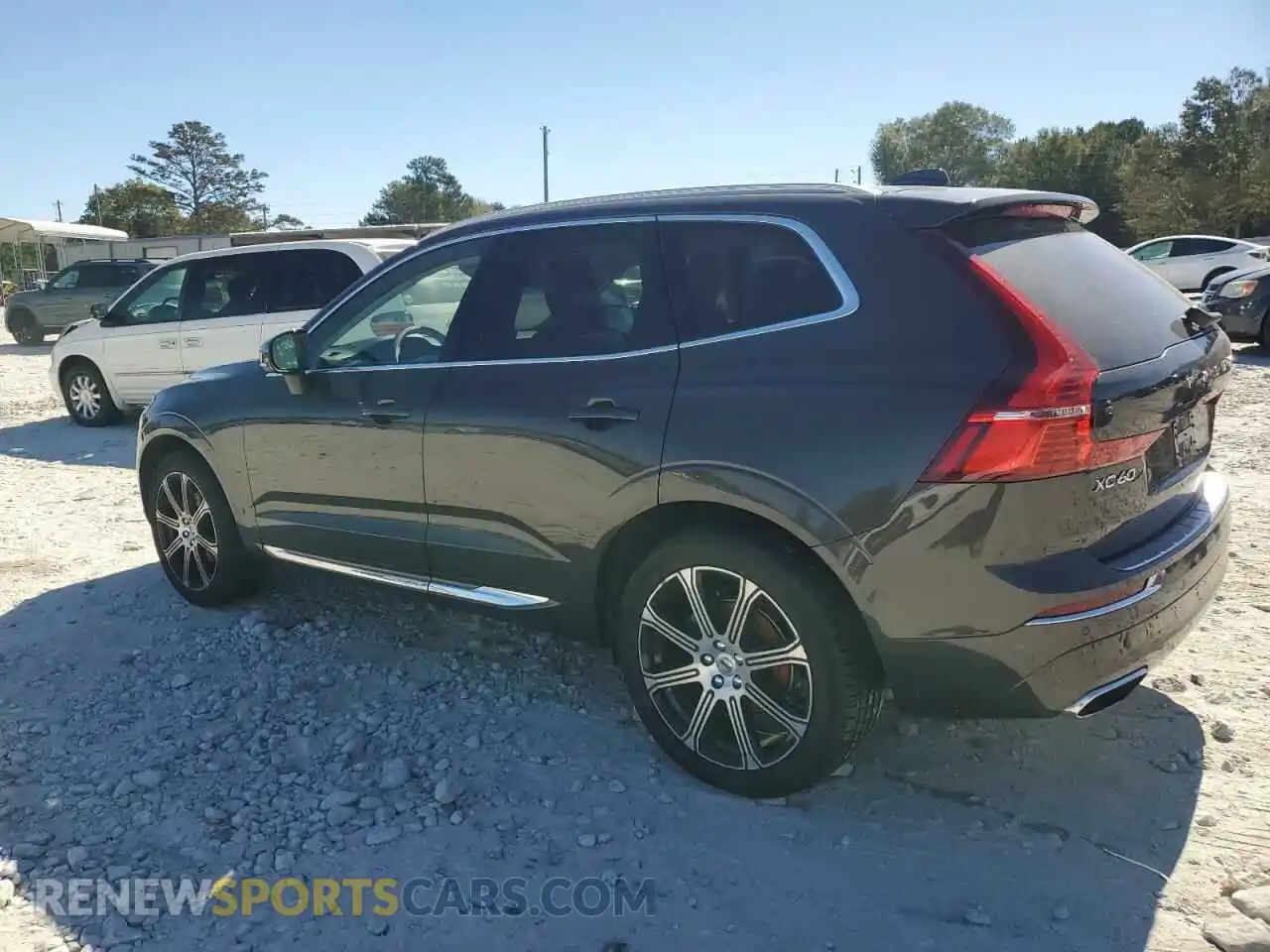 2 Photograph of a damaged car YV4102DL7M1821808 VOLVO XC60 2021