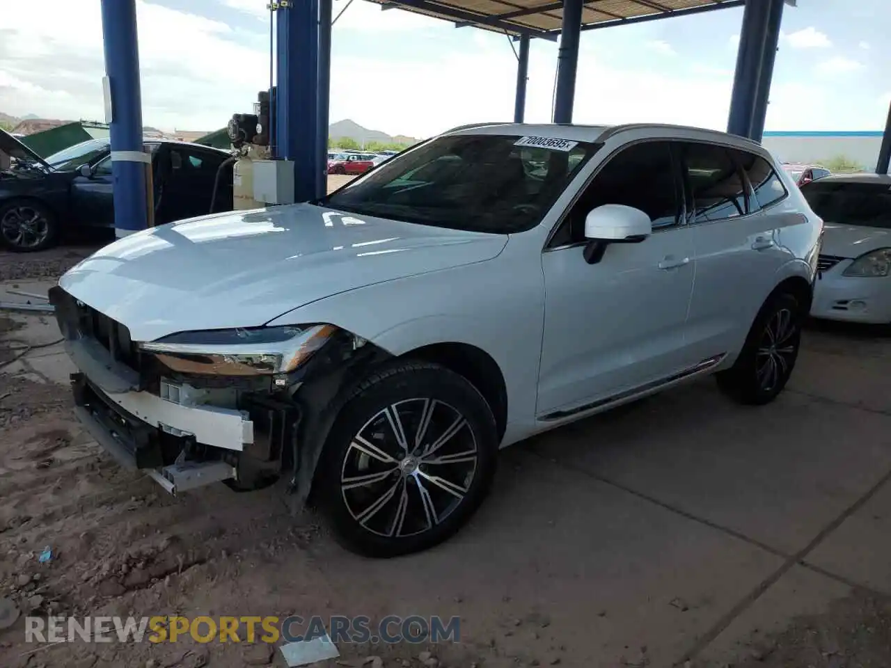 1 Photograph of a damaged car YV4102DL7M1862519 VOLVO XC60 2021