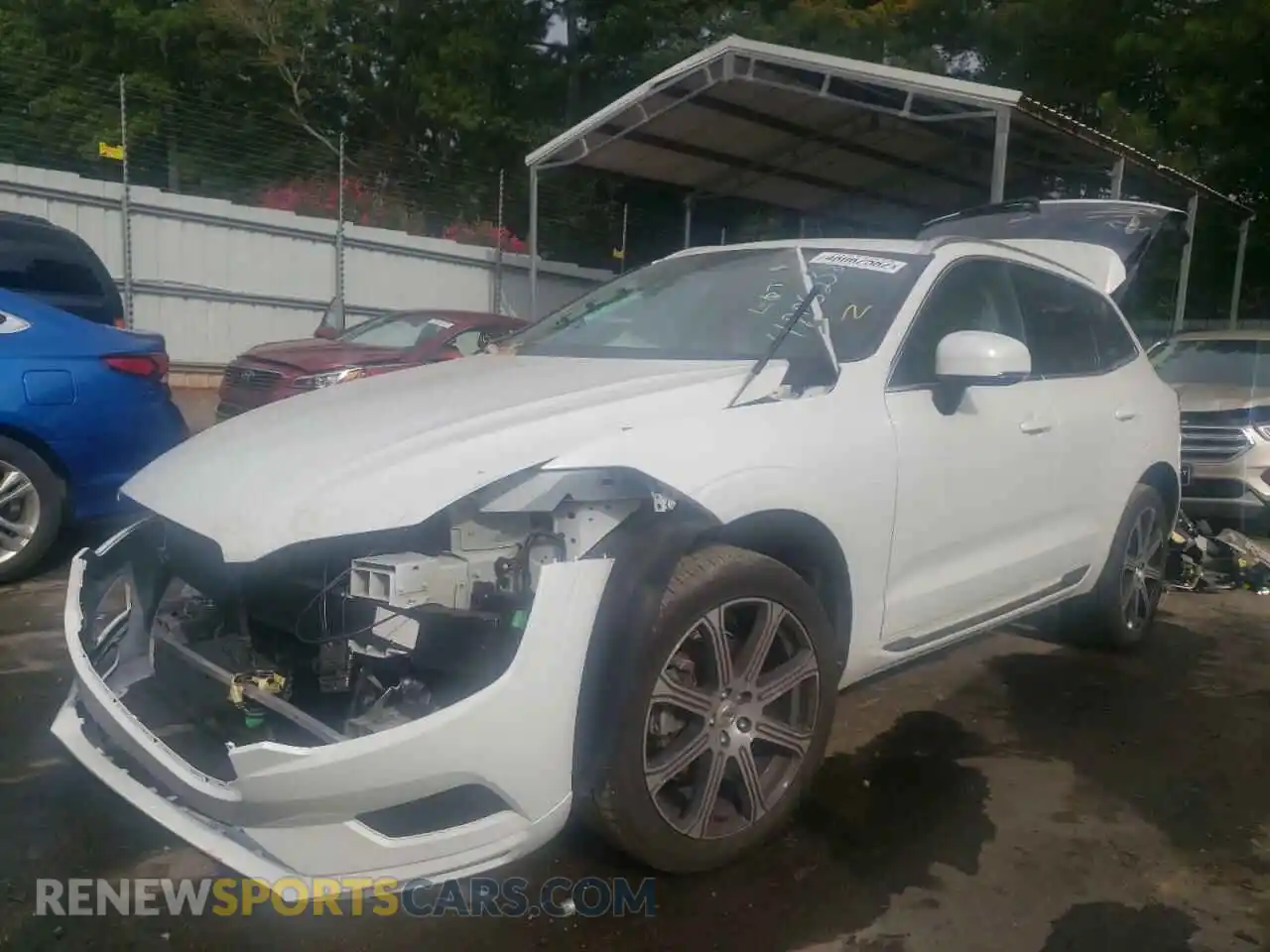 2 Photograph of a damaged car YV4102DL9M1686332 VOLVO XC60 2021