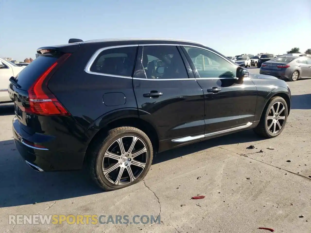 3 fotografías del automóvil dañado YV4102DL9M1862702 VOLVO XC60 2021