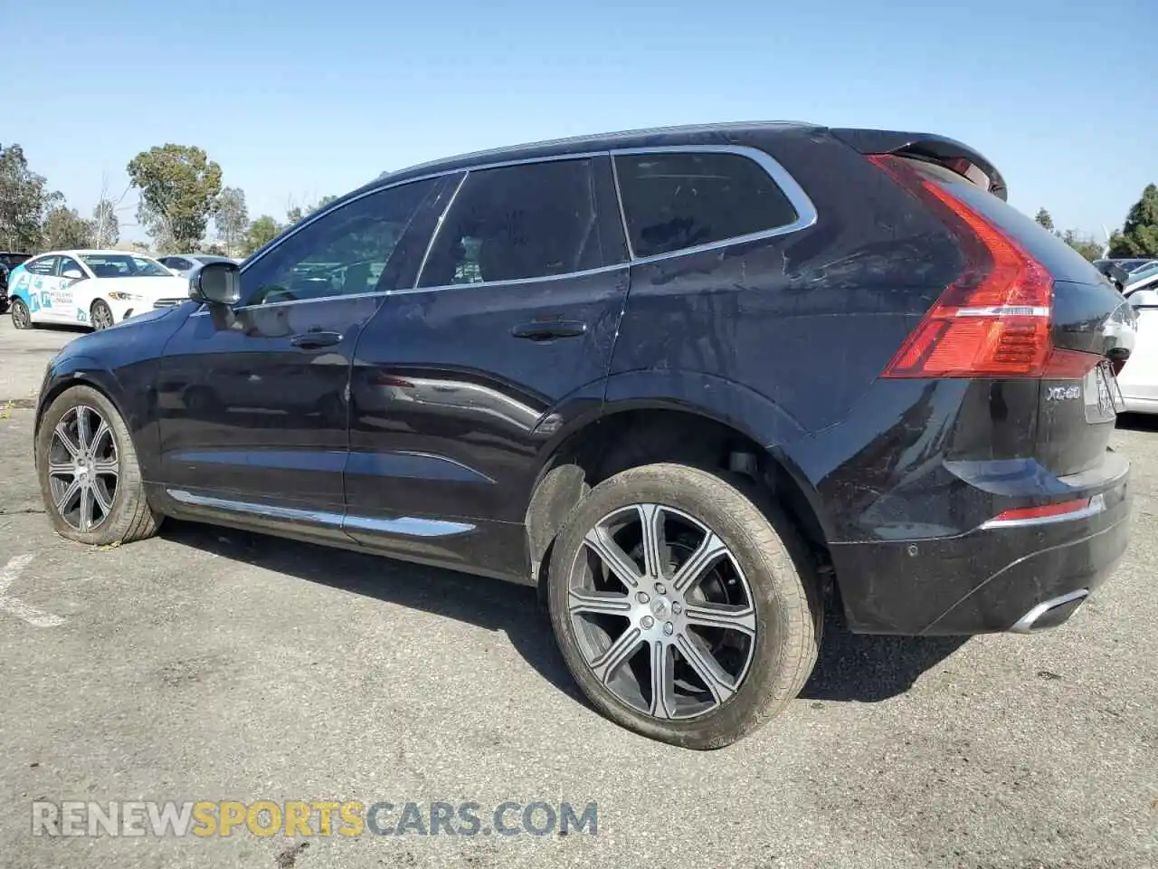 2 Photograph of a damaged car YV4102DLXM1710279 VOLVO XC60 2021
