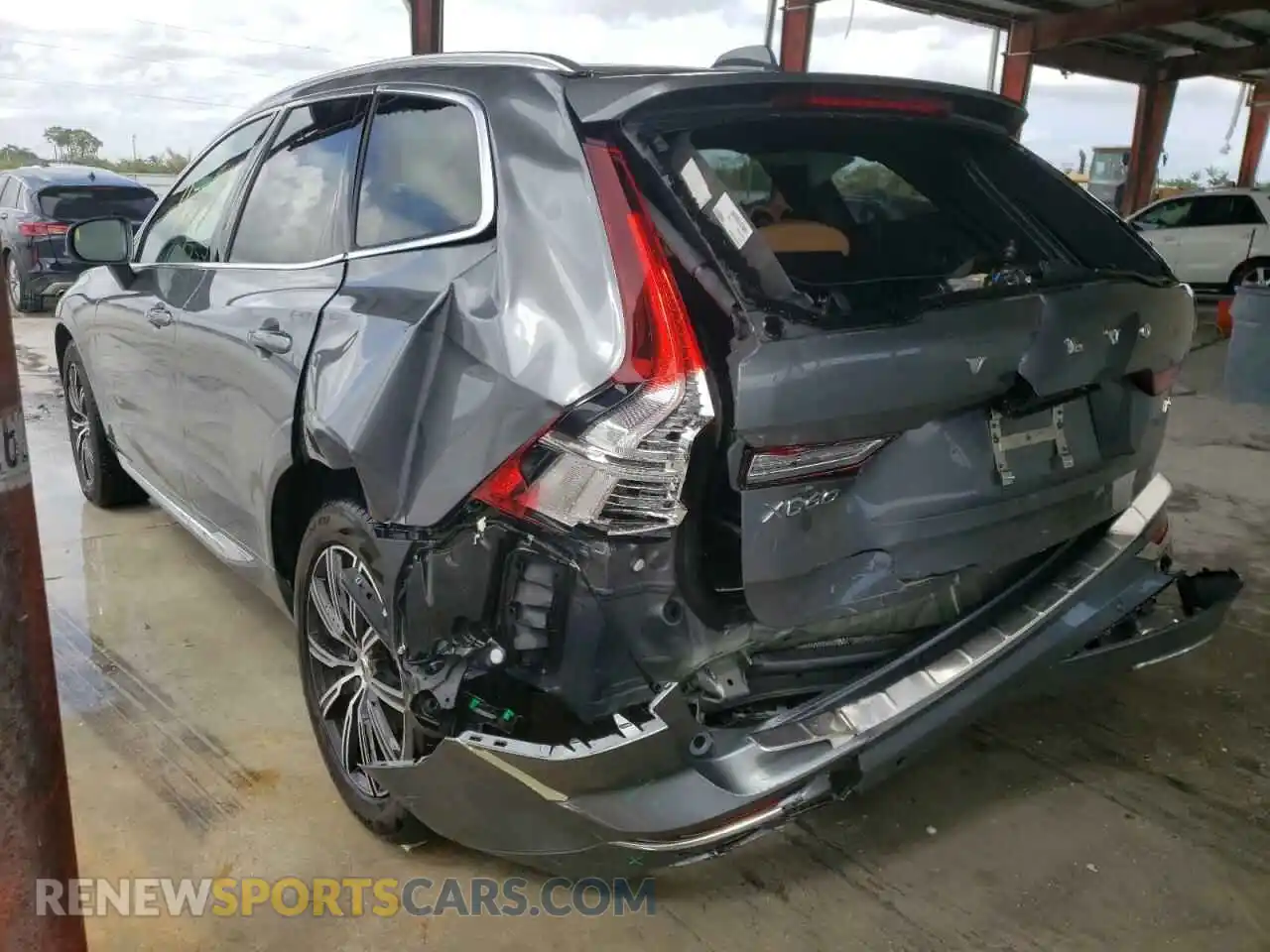 3 Photograph of a damaged car YV4102DLXM1862207 VOLVO XC60 2021
