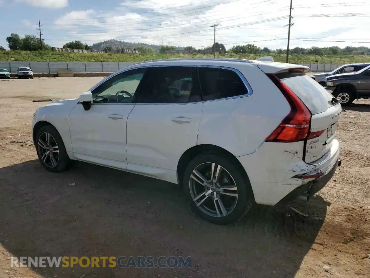 2 Photograph of a damaged car YV4102RK0M1734008 VOLVO XC60 2021