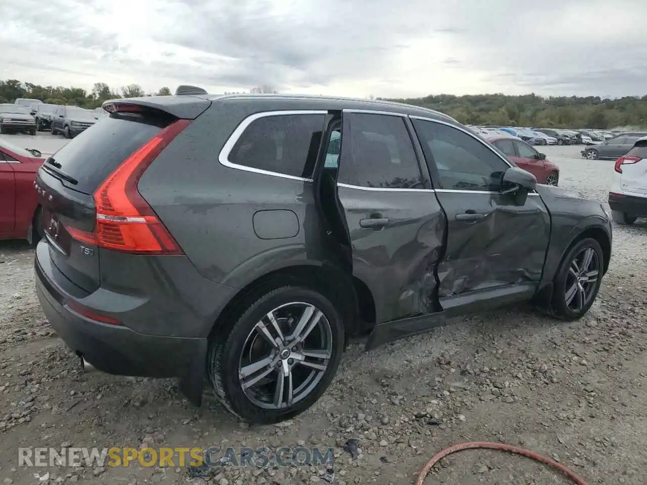 3 Photograph of a damaged car YV4102RK6M1696106 VOLVO XC60 2021