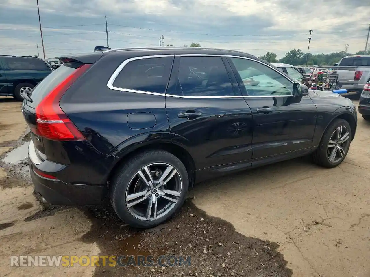 3 Фотография поврежденного автомобиля YV4102RK7M1783982 VOLVO XC60 2021