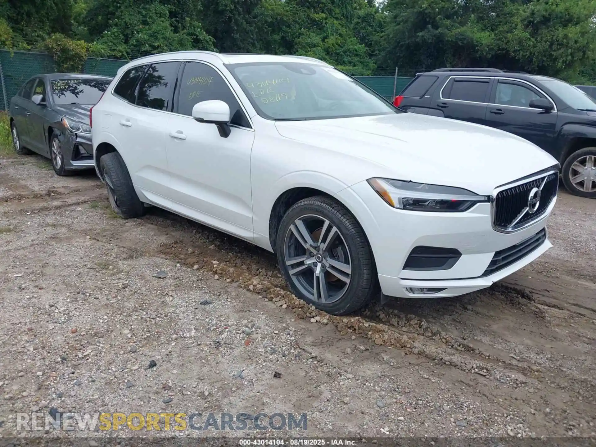 1 Photograph of a damaged car YV4102RK7M1856591 VOLVO XC60 2021