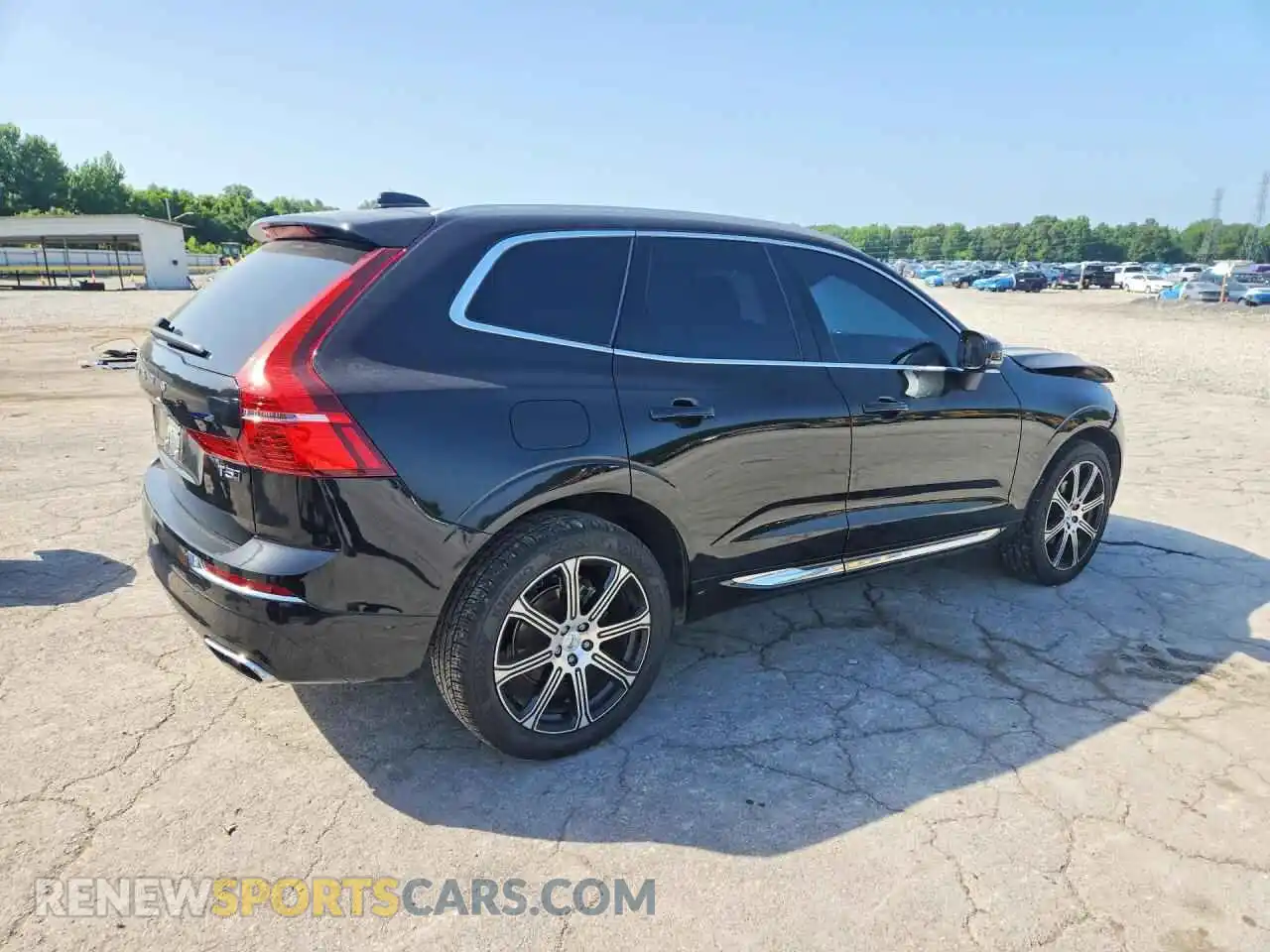 3 Фотография поврежденного автомобиля YV4102RL0M1821562 VOLVO XC60 2021
