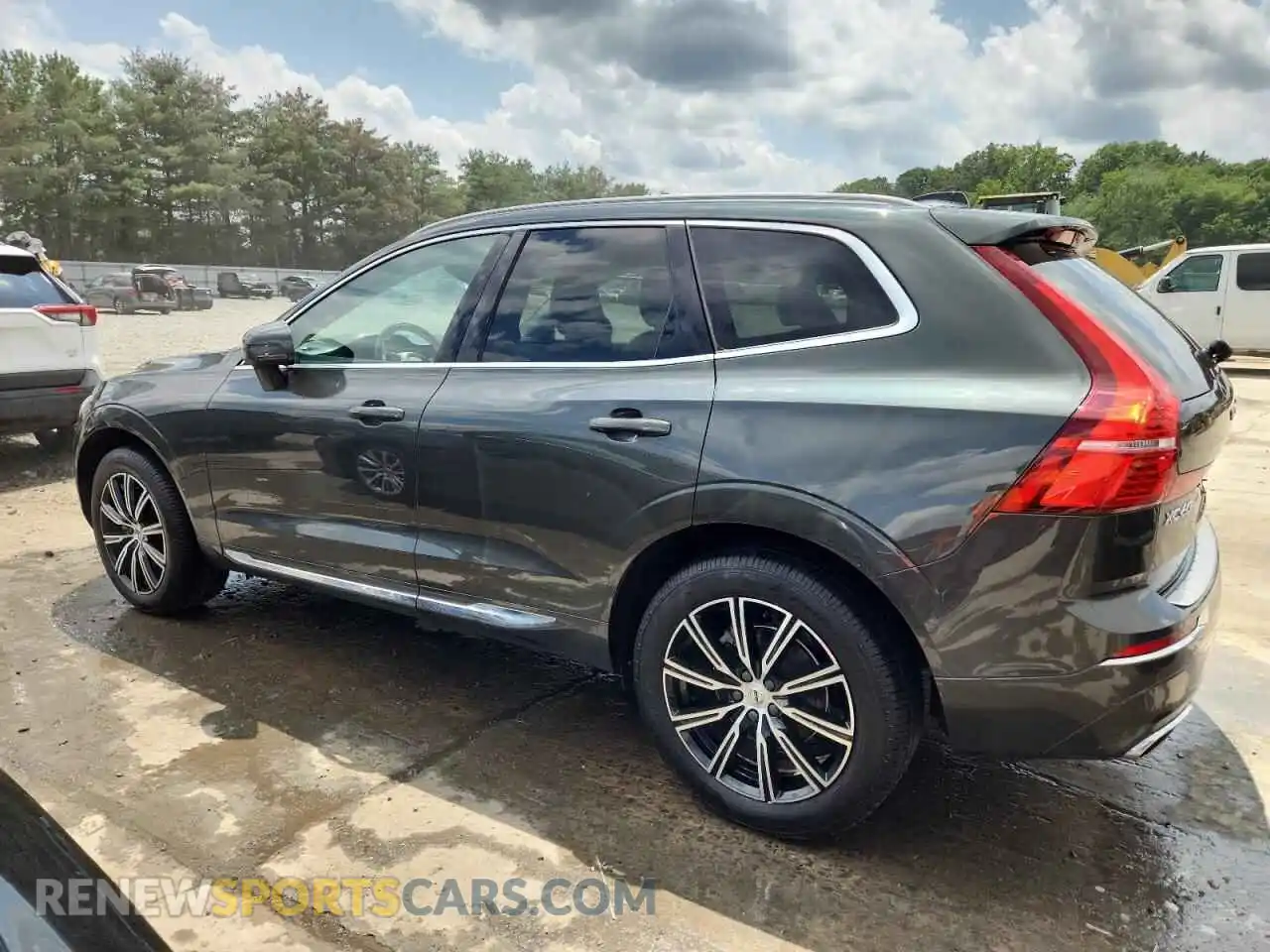 2 Photograph of a damaged car YV4102RL0M1825790 VOLVO XC60 2021