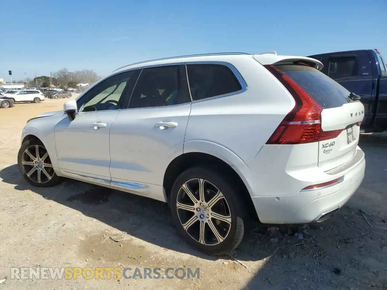 2 Photograph of a damaged car YV4102RL0M1850611 VOLVO XC60 2021