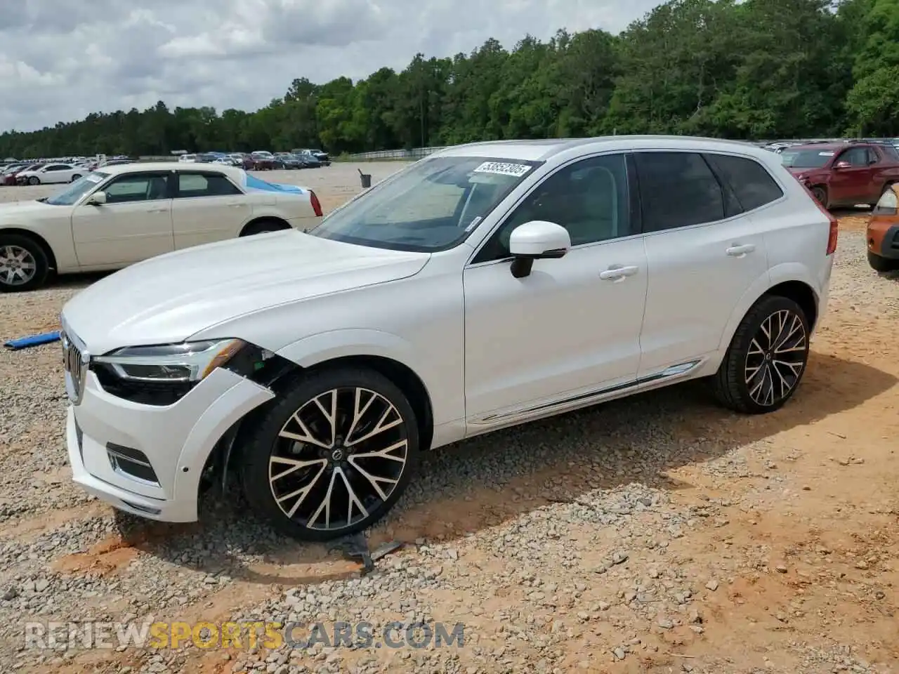 1 Photograph of a damaged car YV4102RL4M1681533 VOLVO XC60 2021
