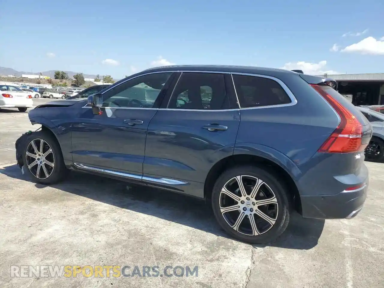 2 Photograph of a damaged car YV4102RL4M1805137 VOLVO XC60 2021