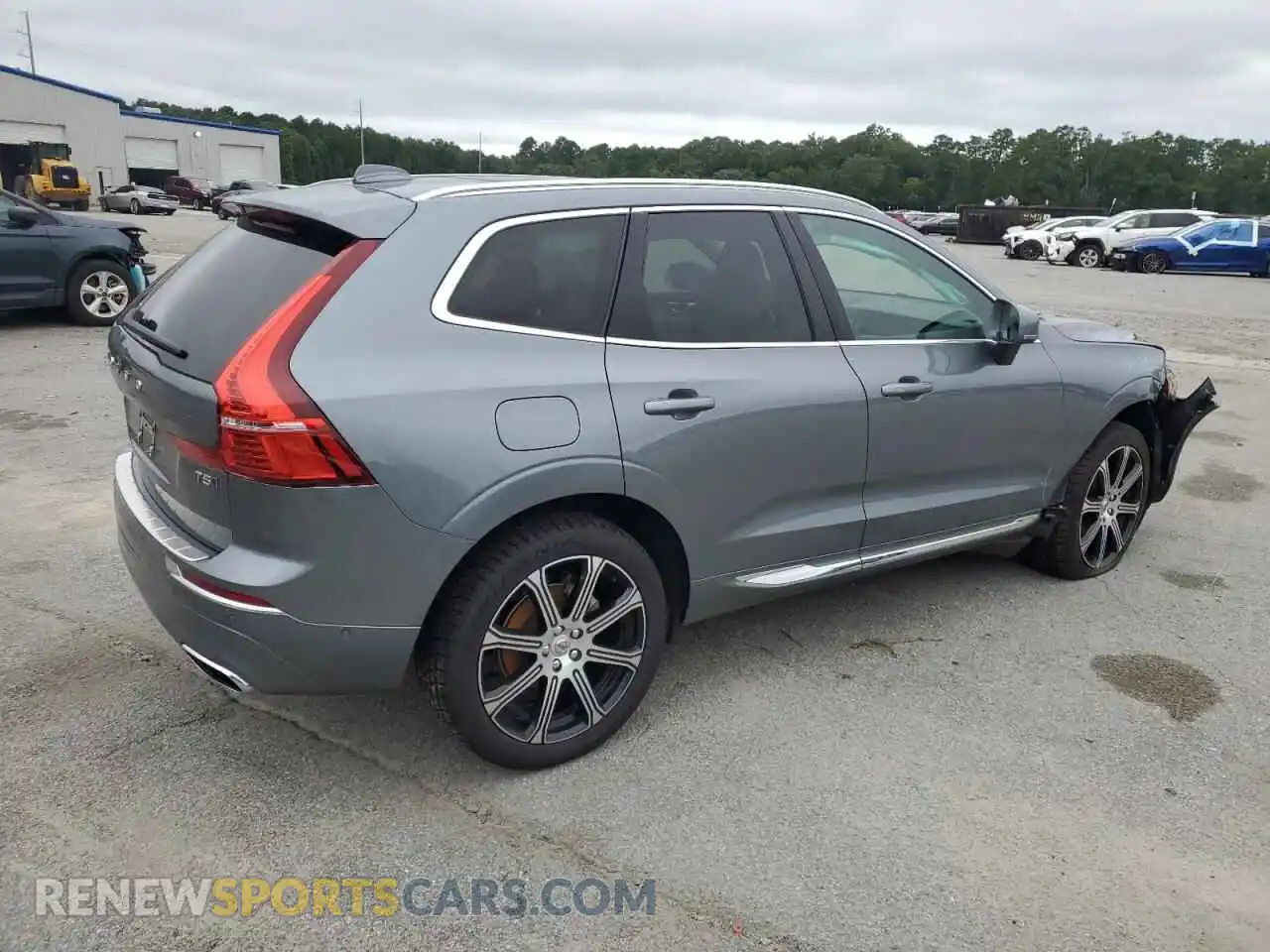 3 Photograph of a damaged car YV4102RL5M1855688 VOLVO XC60 2021