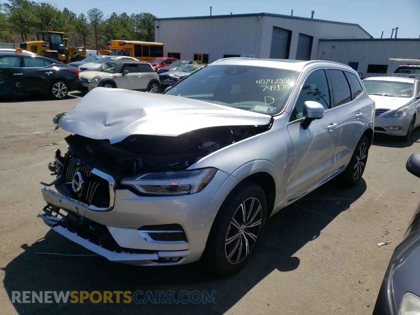 2 Photograph of a damaged car YV4102RL7M1749176 VOLVO XC60 2021