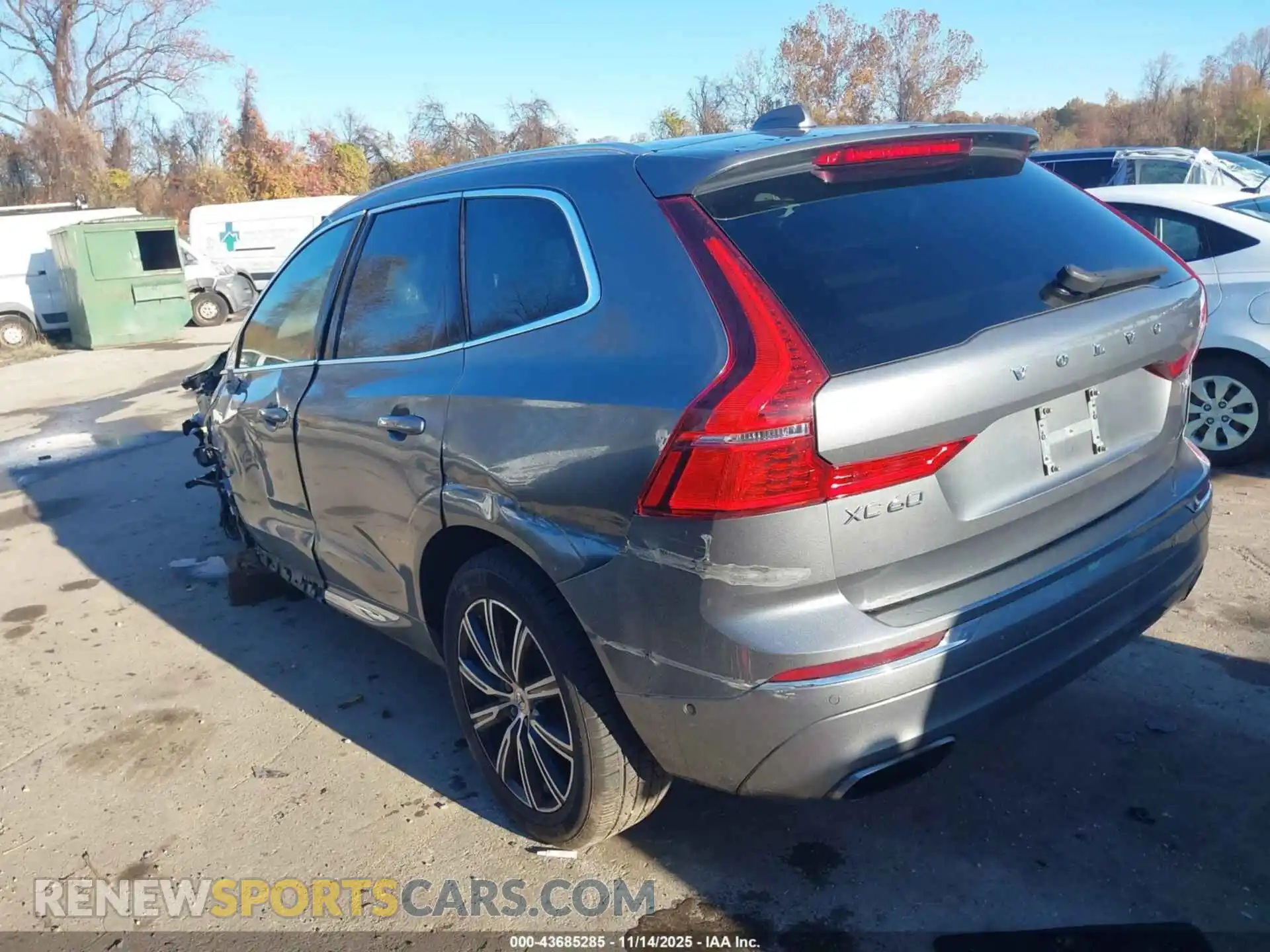 3 Photograph of a damaged car YV4102RL9M1721623 VOLVO XC60 2021