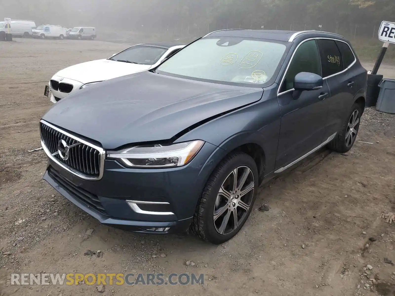 2 Photograph of a damaged car YV4102RLXM1755117 VOLVO XC60 2021