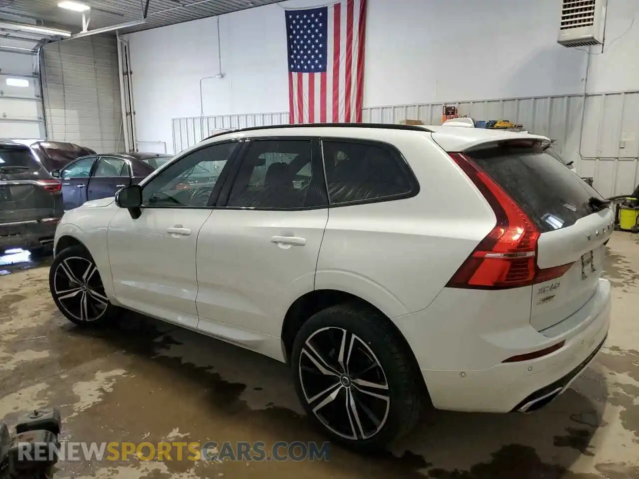 2 Photograph of a damaged car YV4102RM8M1794703 VOLVO XC60 2021