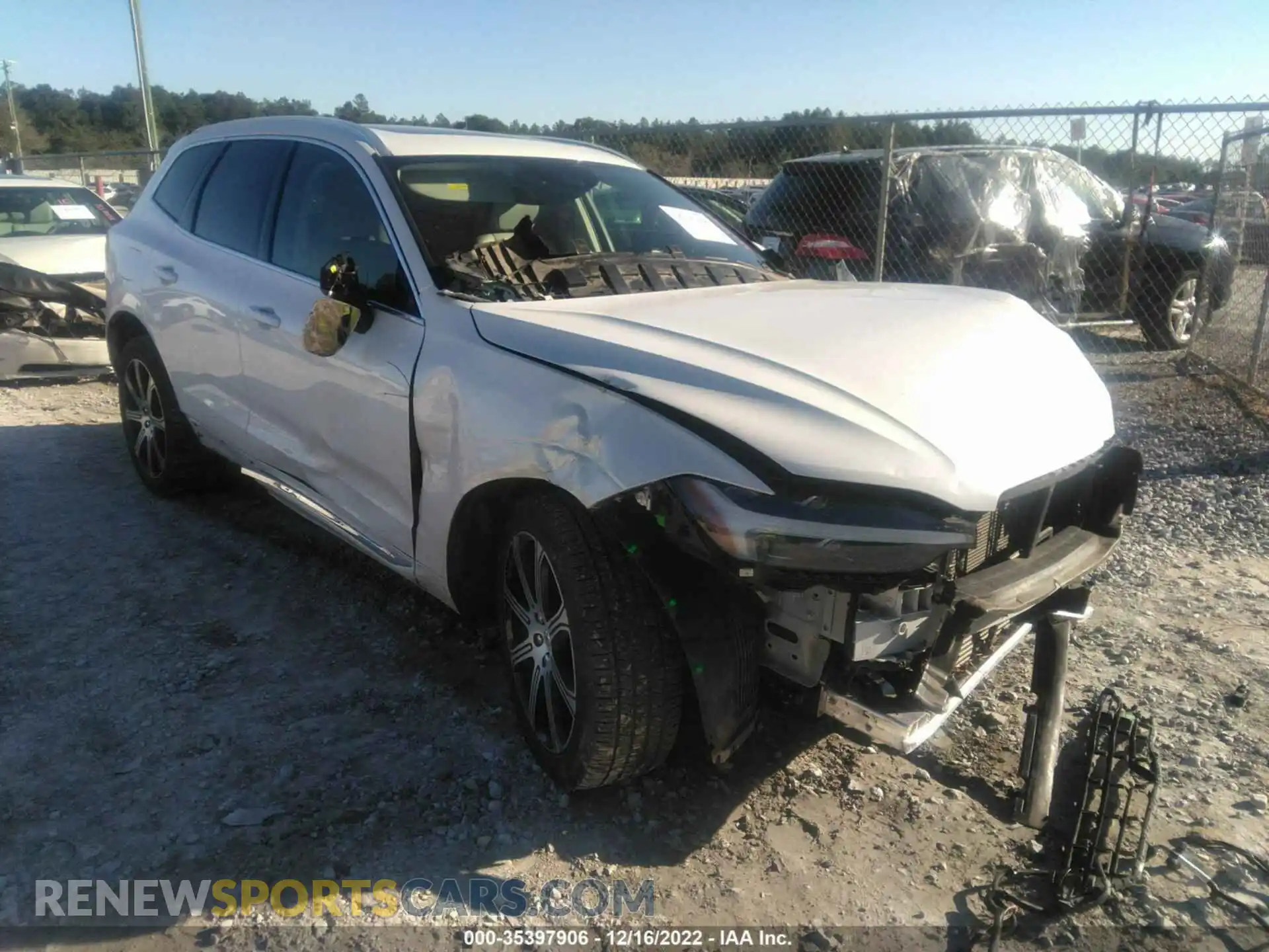 1 Photograph of a damaged car YV4A22RL6M1881887 VOLVO XC60 2021