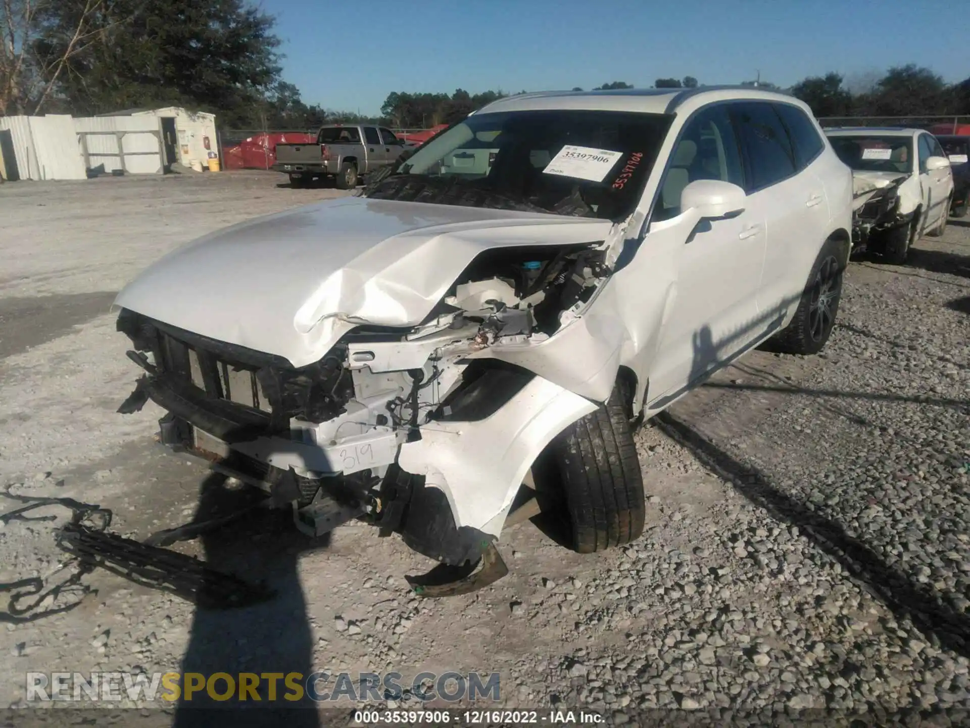 2 Photograph of a damaged car YV4A22RL6M1881887 VOLVO XC60 2021