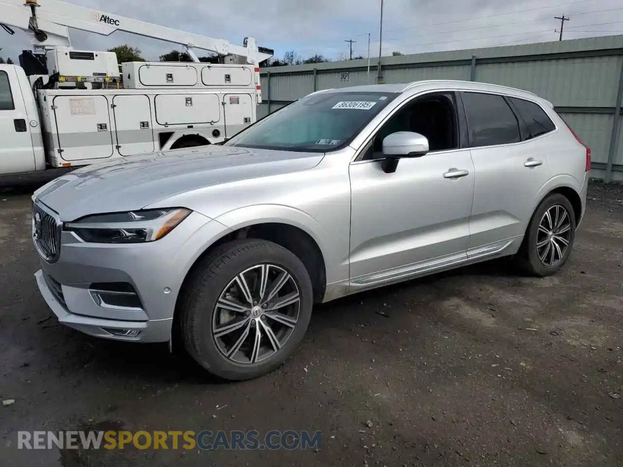 1 Photograph of a damaged car YV4A22RL7M1870526 VOLVO XC60 2021