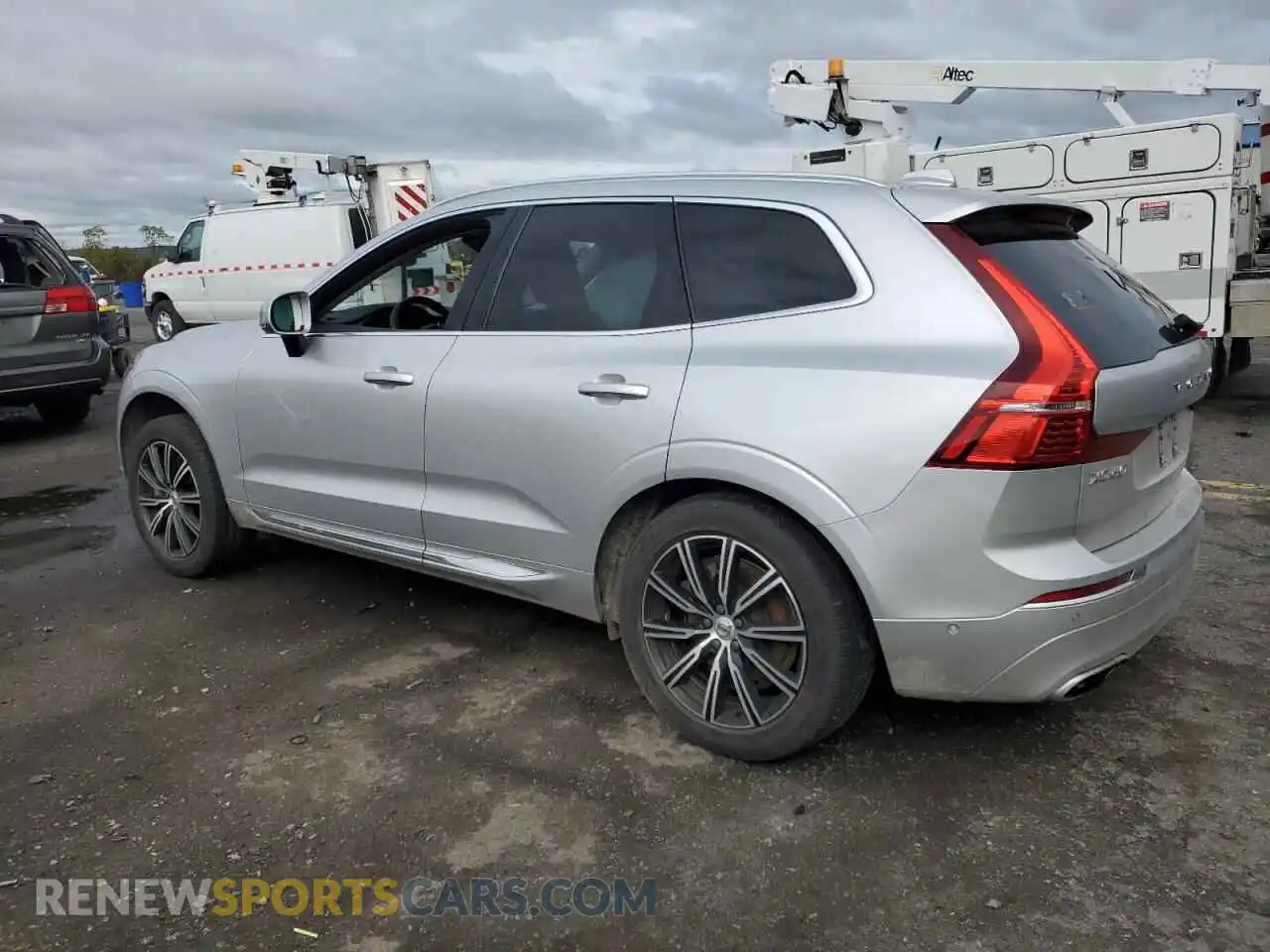 2 Photograph of a damaged car YV4A22RL7M1870526 VOLVO XC60 2021