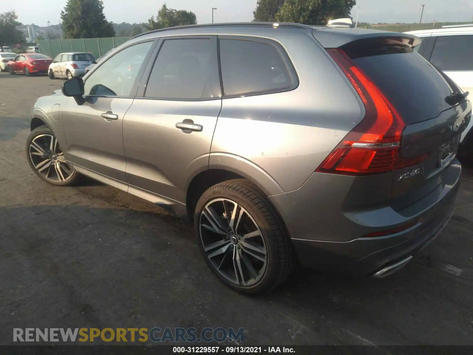 3 Photograph of a damaged car YV4BR0DMXM1728188 VOLVO XC60 2021