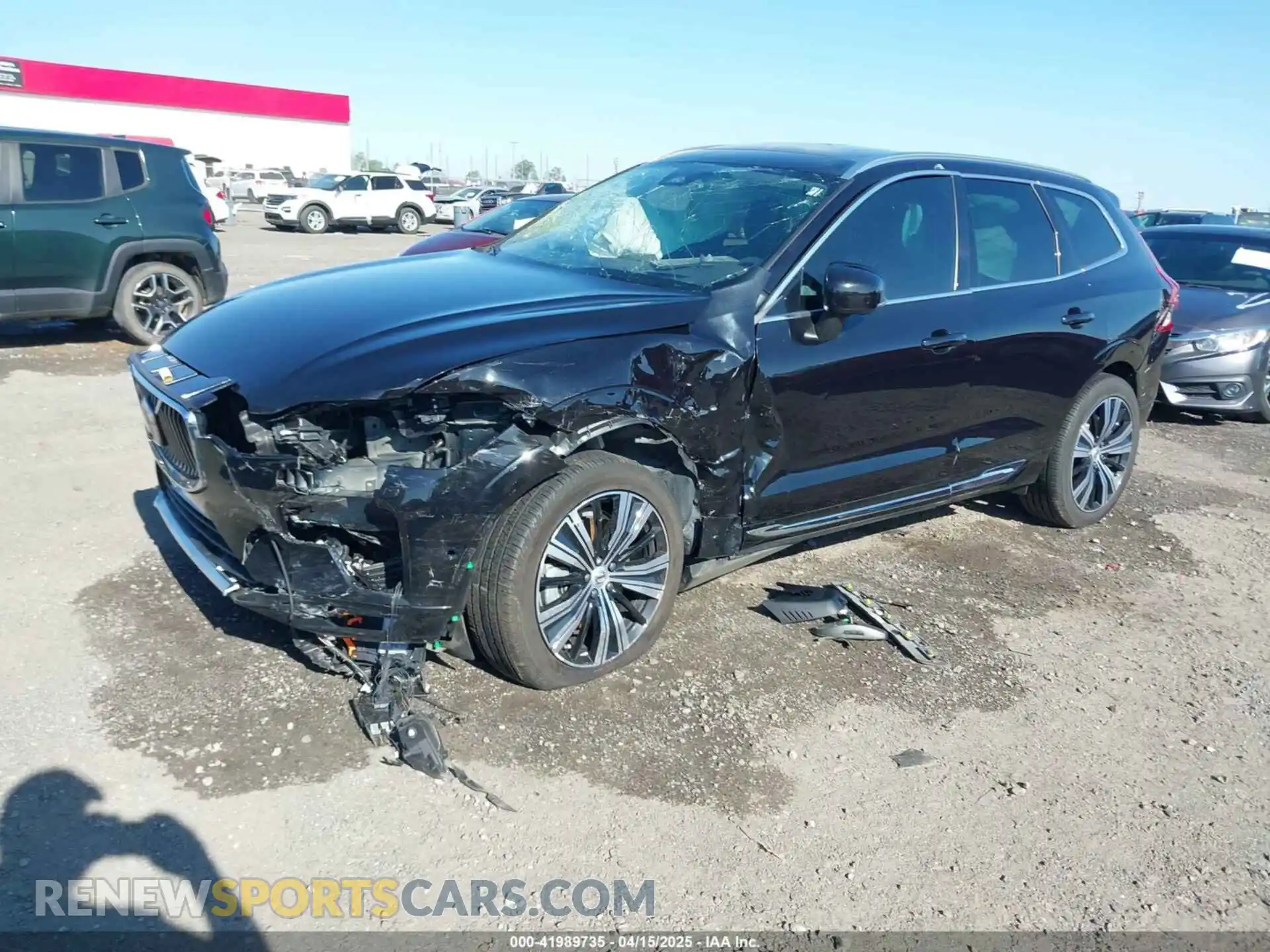 2 Photograph of a damaged car YV4062RL2N1065356 VOLVO XC60 2022