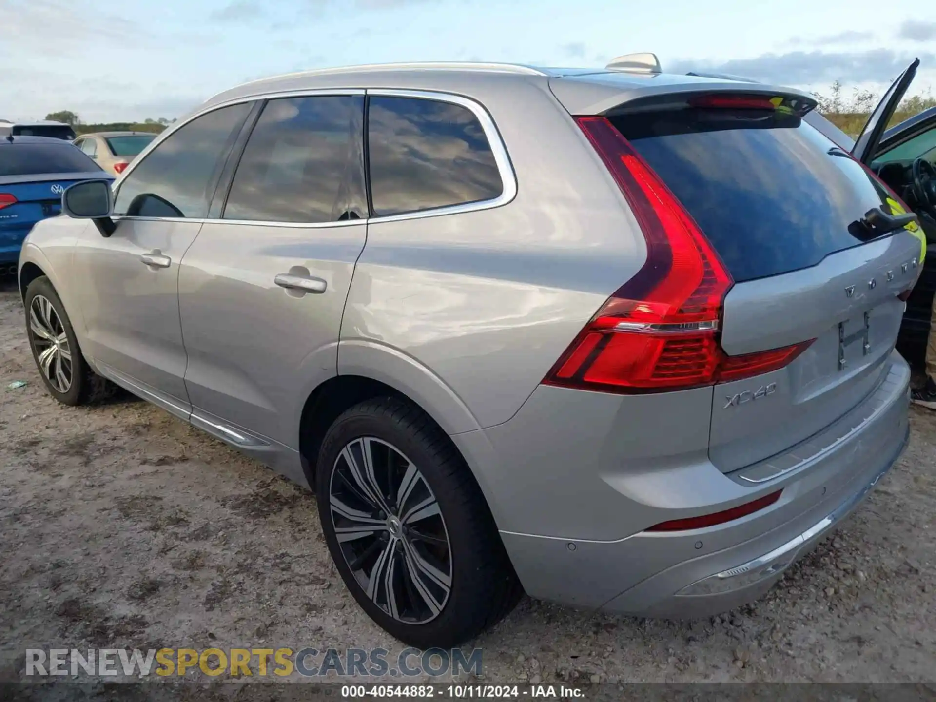3 fotografías del automóvil dañado YV4L12DL0N1024341 VOLVO XC60 2022