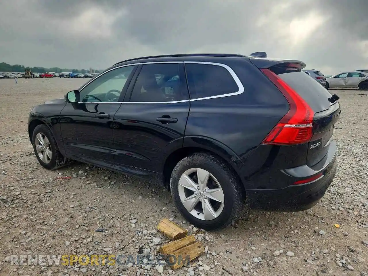 2 Photograph of a damaged car YV4L12RK2N1052013 VOLVO XC60 2022