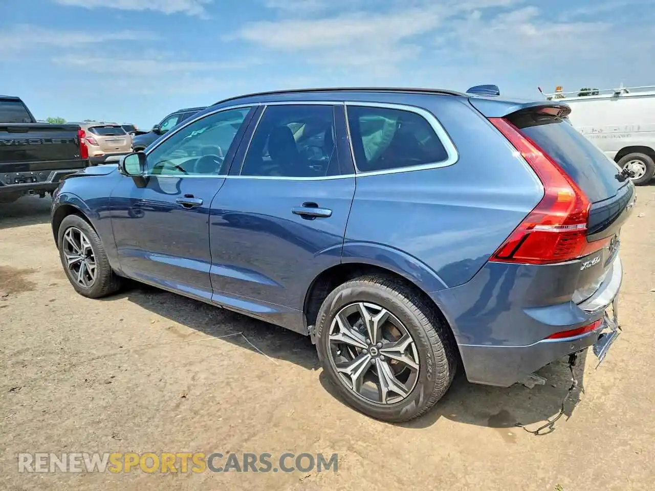 2 Photograph of a damaged car YV4L12RKXN1018384 VOLVO XC60 2022