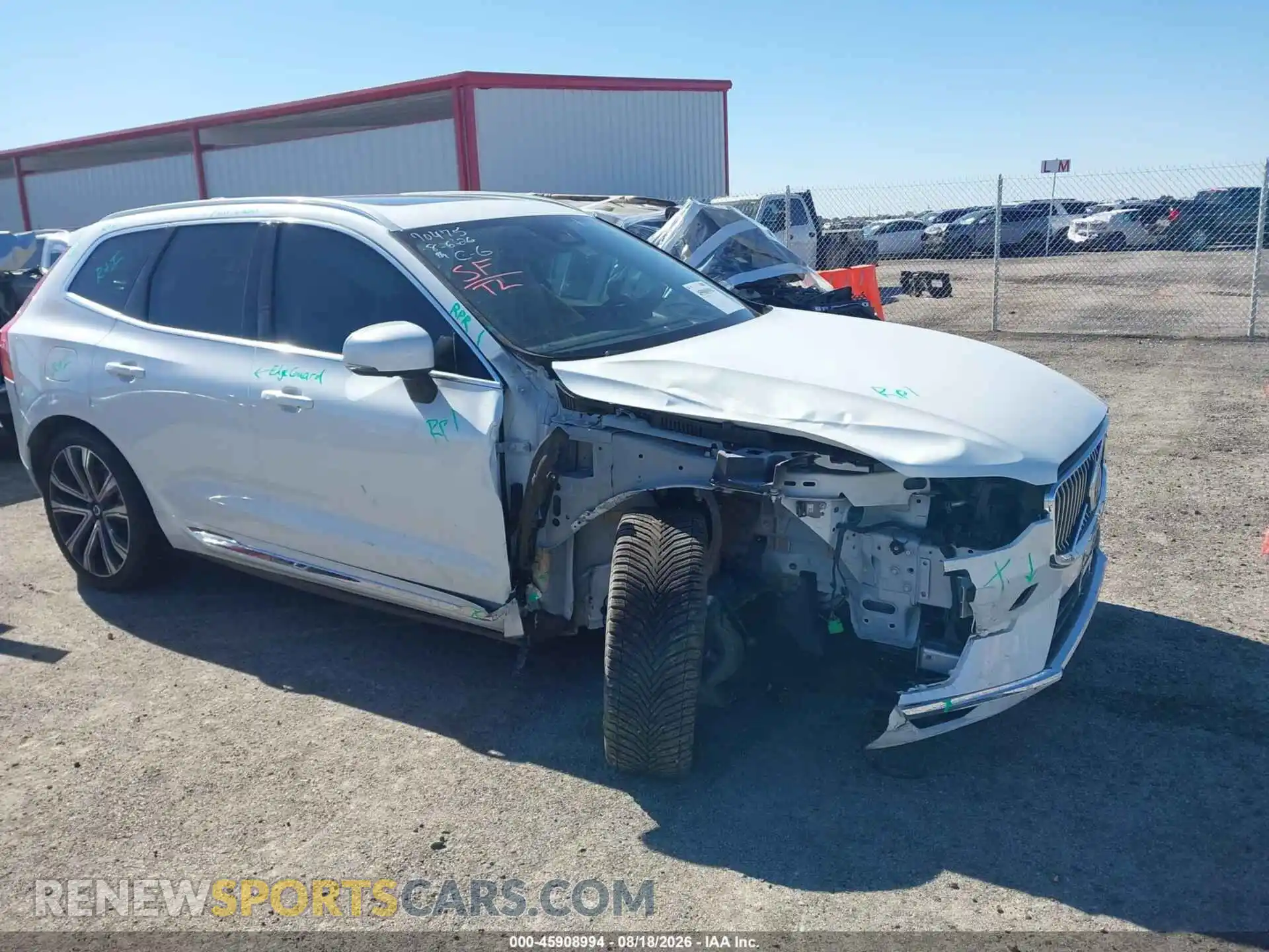 1 Photograph of a damaged car YV4L12RA2P1383961 VOLVO XC60 2023