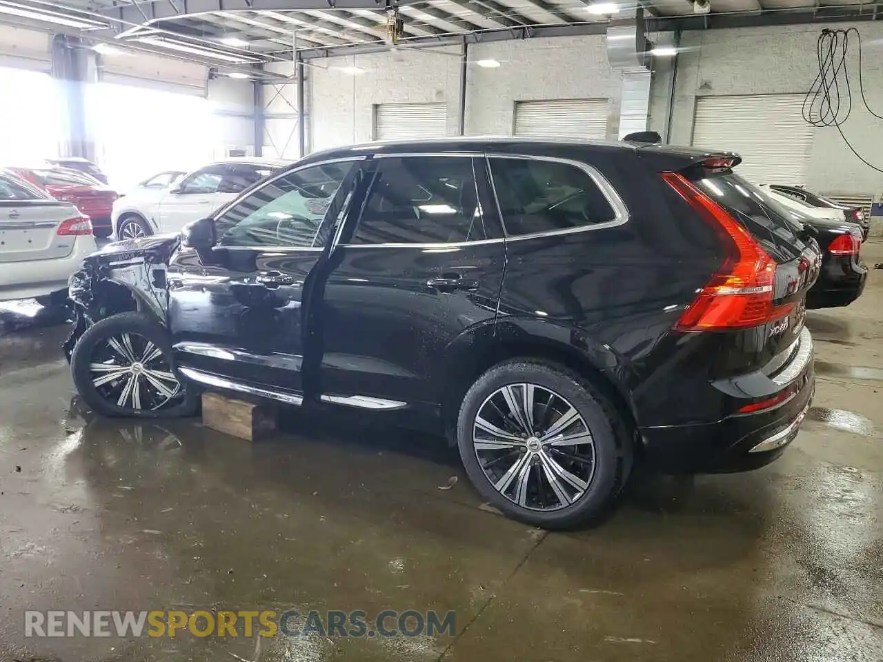 2 Фотография поврежденного автомобиля YV4L12RE3P1299747 VOLVO XC60 2023