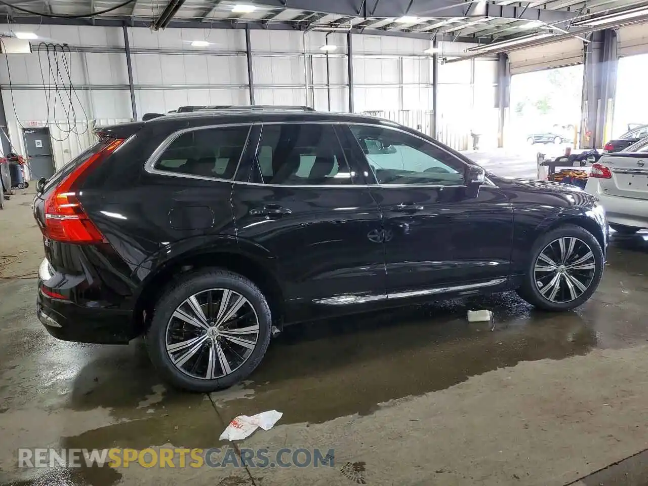 3 Фотография поврежденного автомобиля YV4L12RE3P1299747 VOLVO XC60 2023