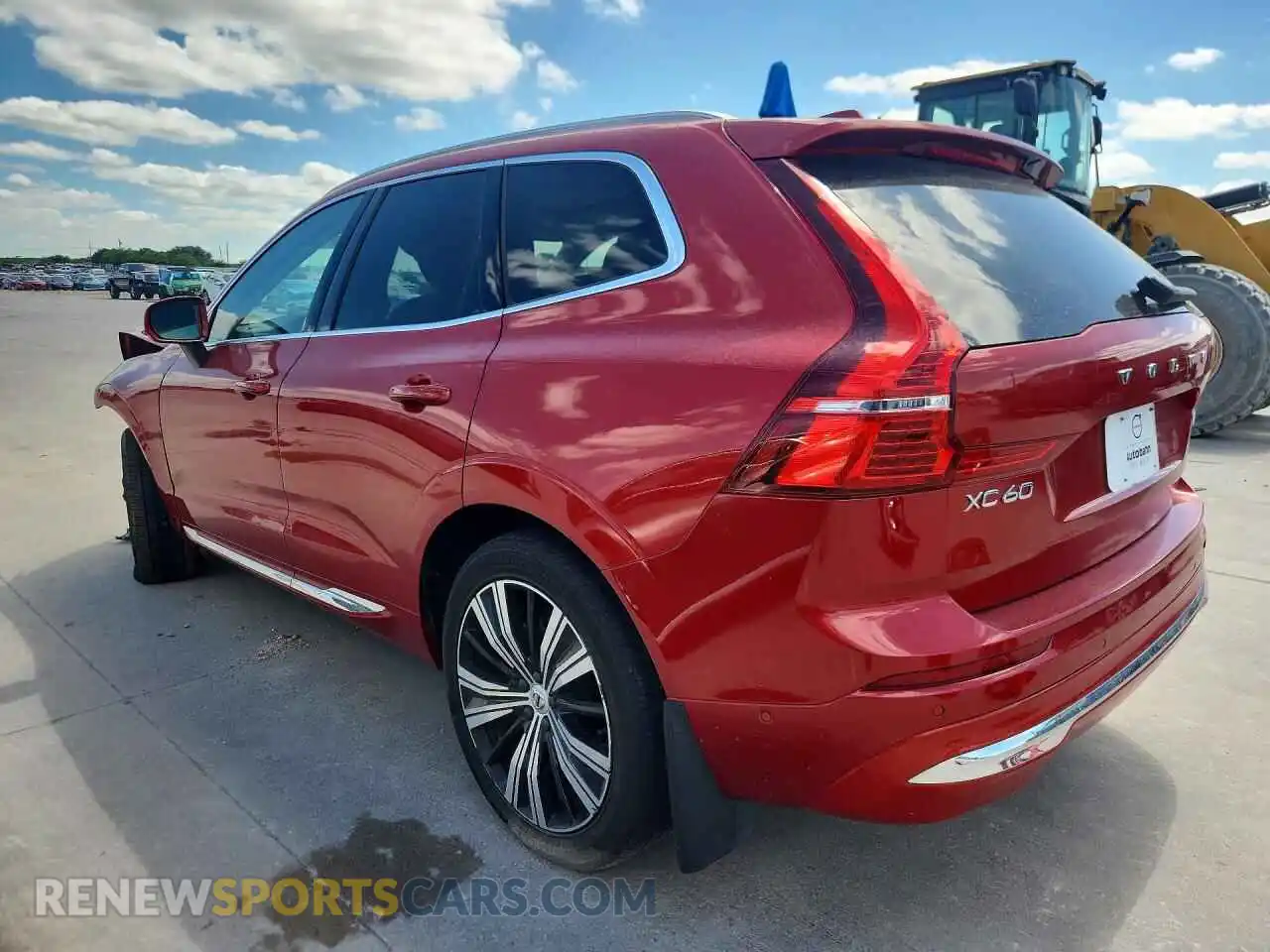 2 Photograph of a damaged car YV4L12RN0P1239103 VOLVO XC60 2023