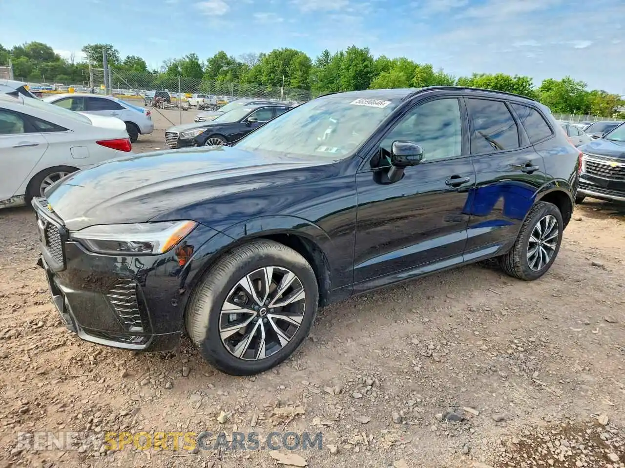 1 Photograph of a damaged car YV4L12RW1P1265489 VOLVO XC60 2023