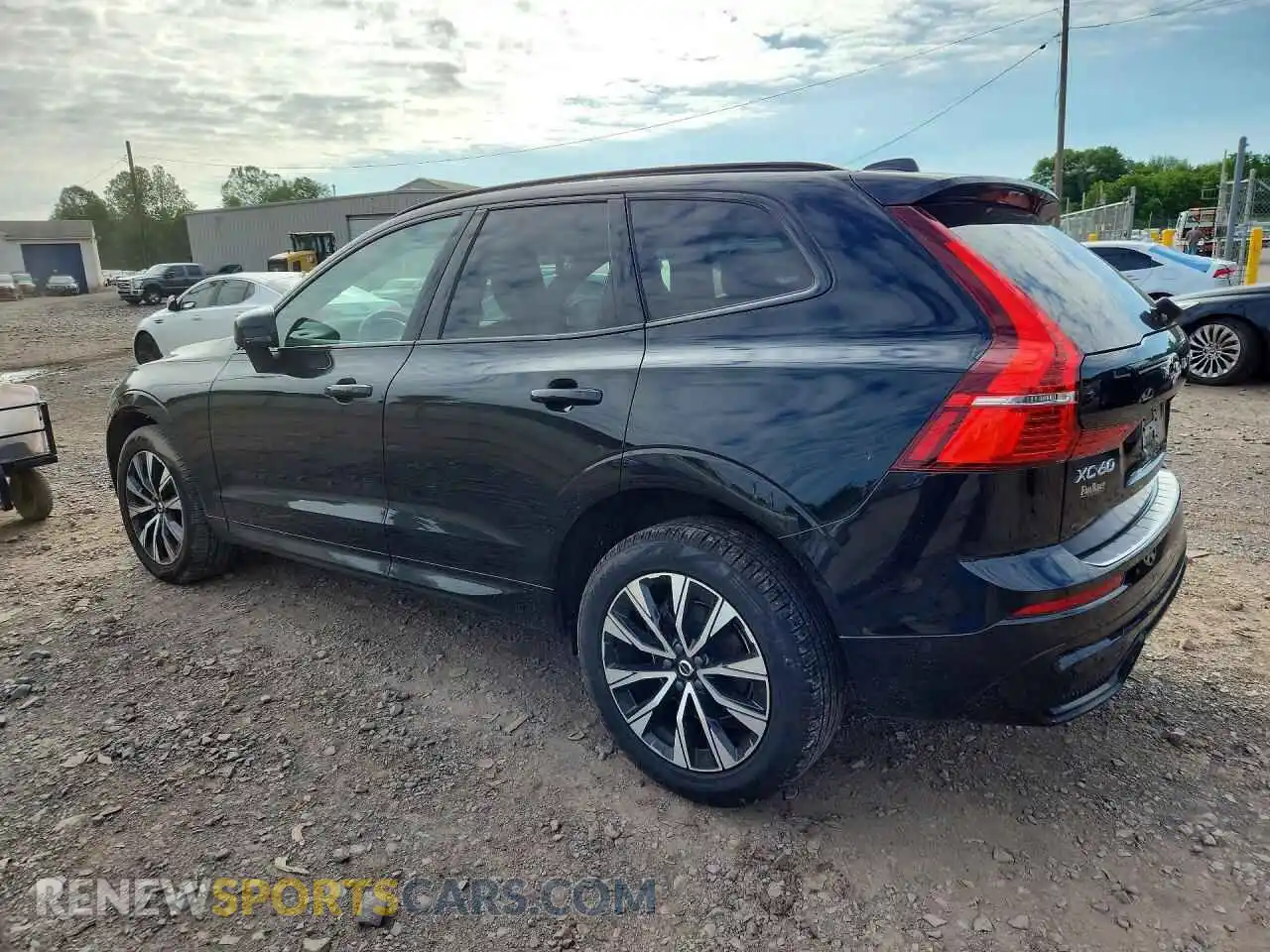 2 Photograph of a damaged car YV4L12RW1P1265489 VOLVO XC60 2023