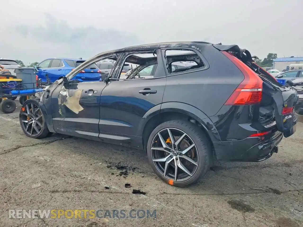 2 Photograph of a damaged car YV4H60DP1R1929000 VOLVO XC60 2024