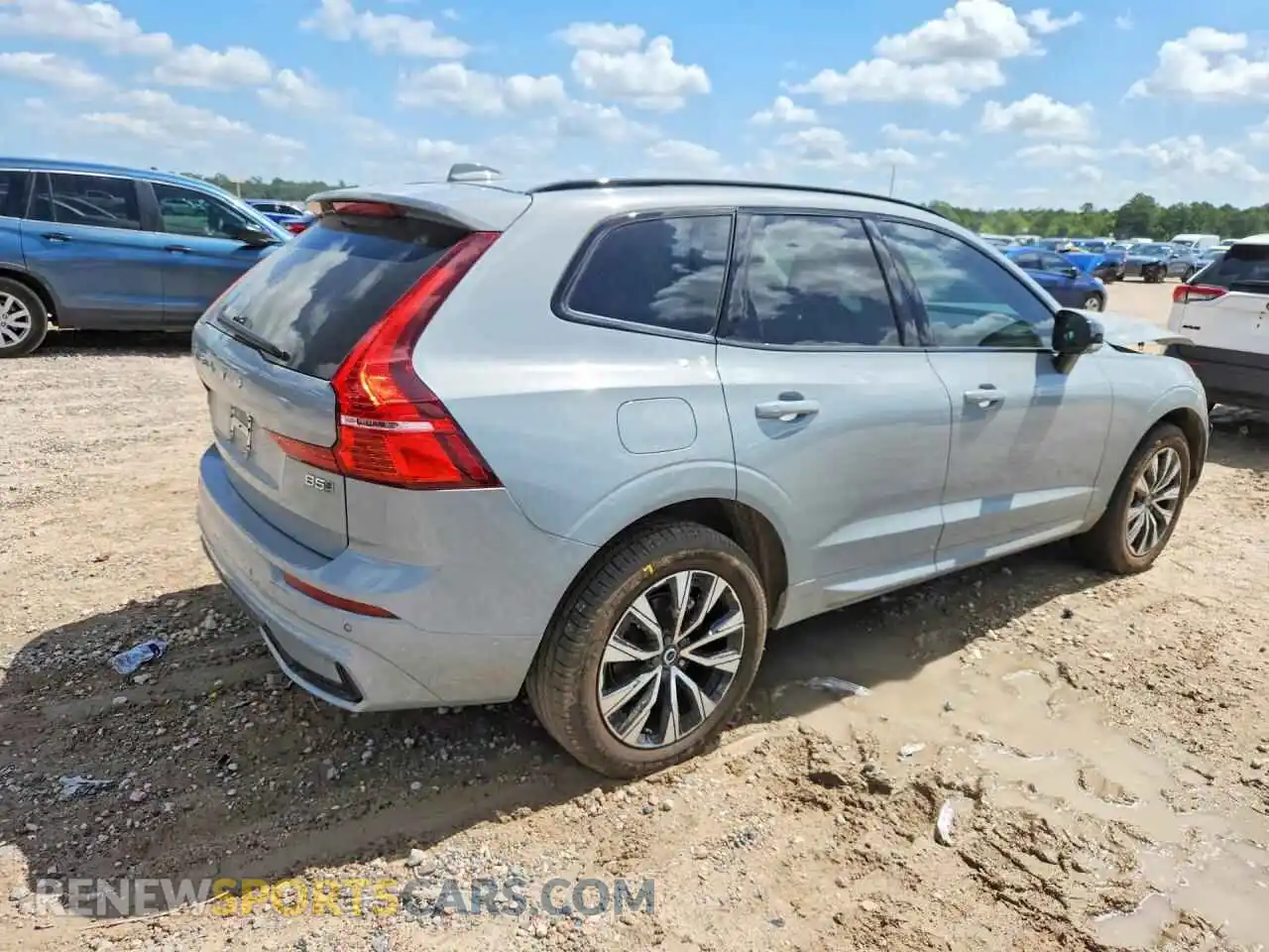 3 Photograph of a damaged car YV4L12RK1R1719403 VOLVO XC60 2024