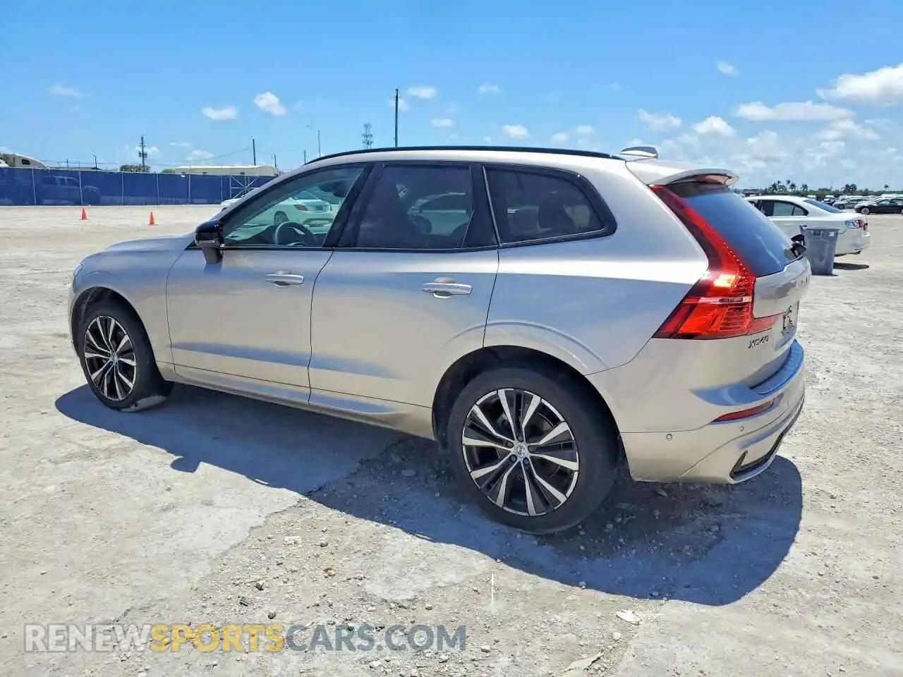 2 Photograph of a damaged car YV4L12RL0R1933551 VOLVO XC60 2024