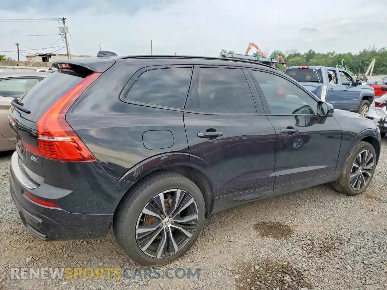 3 Photograph of a damaged car YV4L12RL5R1777359 VOLVO XC60 2024